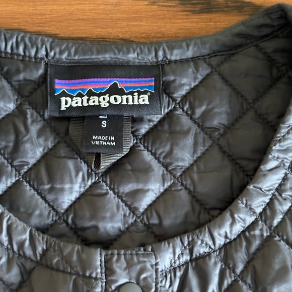 Patagonia Coastal Valley Down Collarless Goose Down Jacket Black Women SMALL - Picture 2 of 12